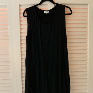 Black t shirt dress shirt sleeve
